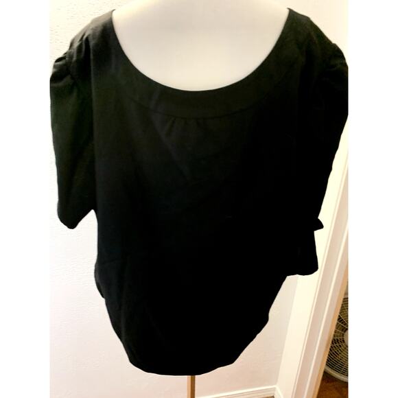 Torrid Black Short 3 Button Swing Jacket  SIZE 4 or 26 - Picture 4 of 9